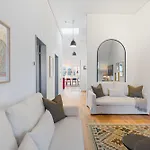 Daire Bliv Exklusive Dachgeschosswohnung Im Zentrum
