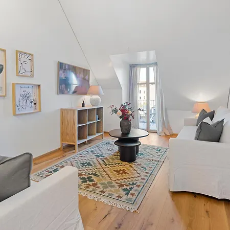 Bliv Exklusive Dachgeschosswohnung Im Zentrum *