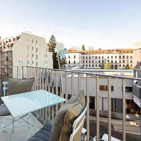 Bliv Exklusive Dachgeschosswohnung Im Zentrum Apartment