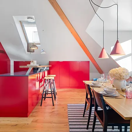 Bliv Exklusive Dachgeschosswohnung Im Zentrum Apartament