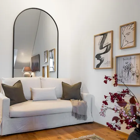 Apartament Bliv Exklusive Dachgeschosswohnung Im Zentrum St. Gallen