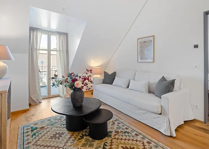 Apartment Bliv Exklusive Dachgeschosswohnung Im Zentrum St. Gallen