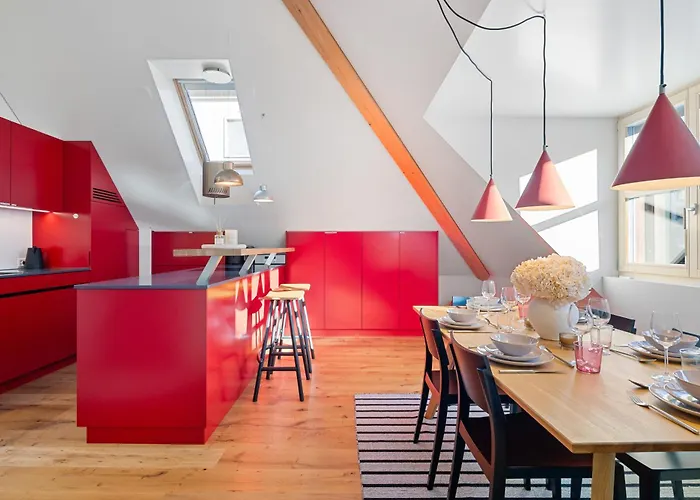 Bliv Exklusive Dachgeschosswohnung Im Zentrum Apartamento